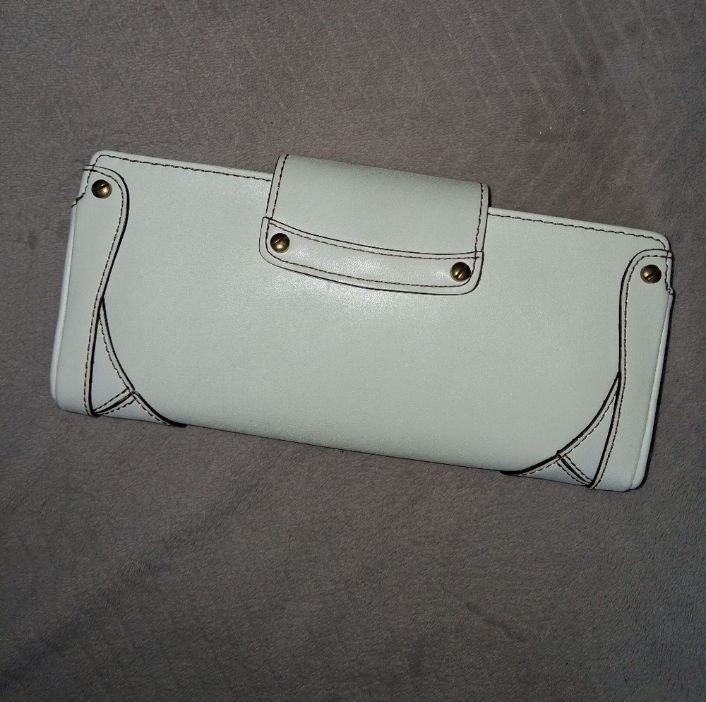 🆕Cole Haan Large White Leather Kisslock Clutch Wallet w/ Flap  Brushed Hardware